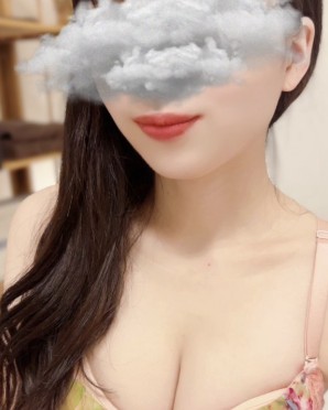 雪乃かれん