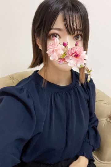 成田 あゆみ