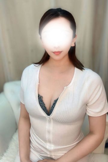 片桐まいこ
