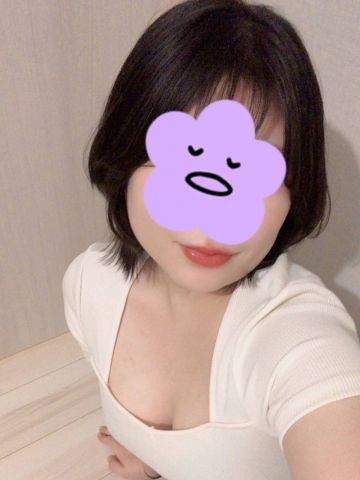 大里なぎ