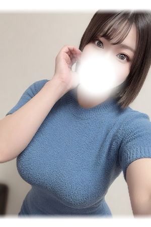 こやませいら