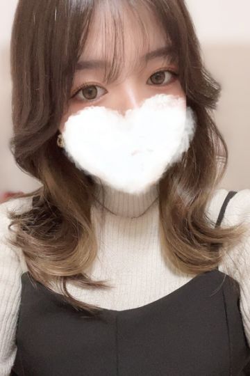 成海　ももか
