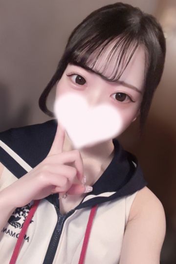 秋川もえ