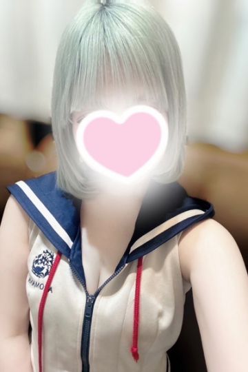 青川らら