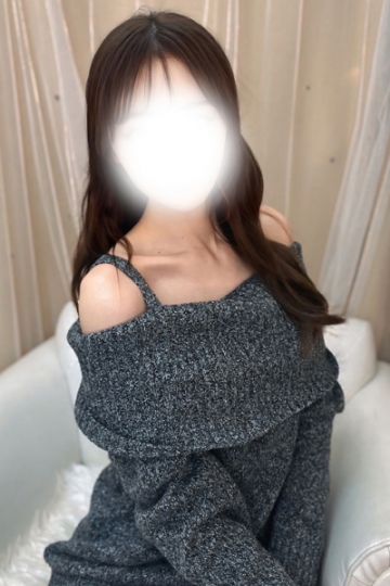 小倉りあ