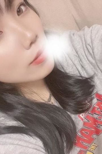 愛原れい