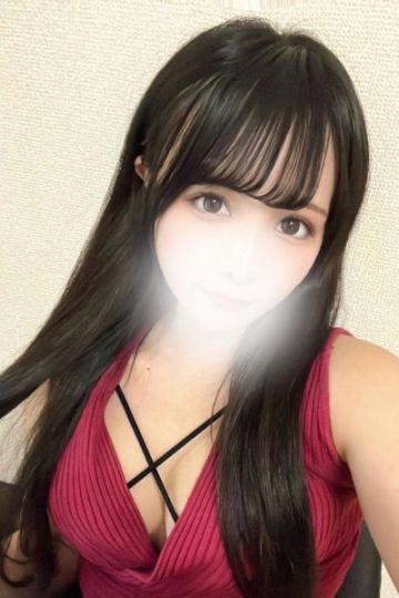 桜庭めい