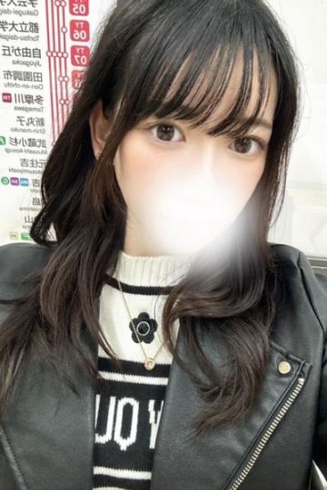 胡桃あいか