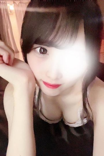 美月ゆあ