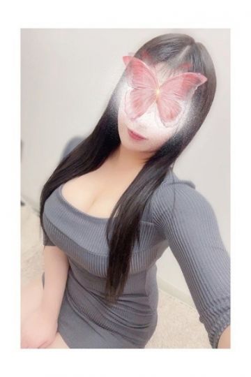 皐月れな