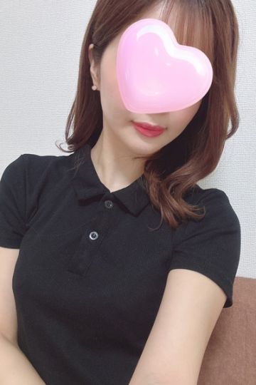 堀内かれん