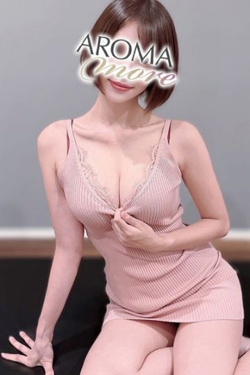 緋色れい