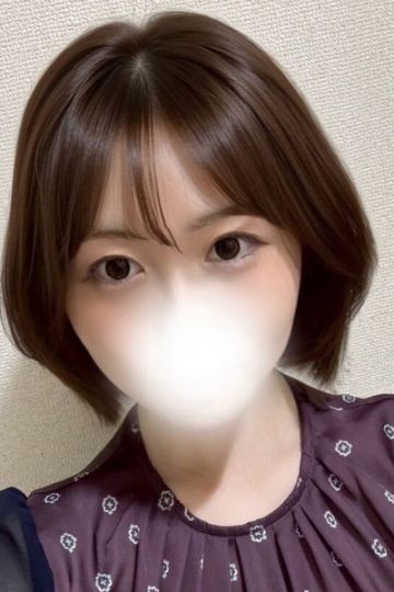 高梨なぎさ