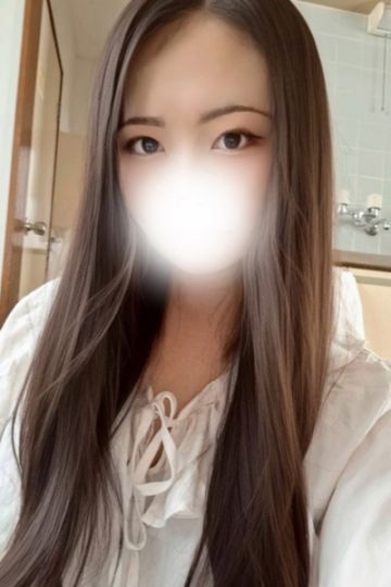新垣まゆ