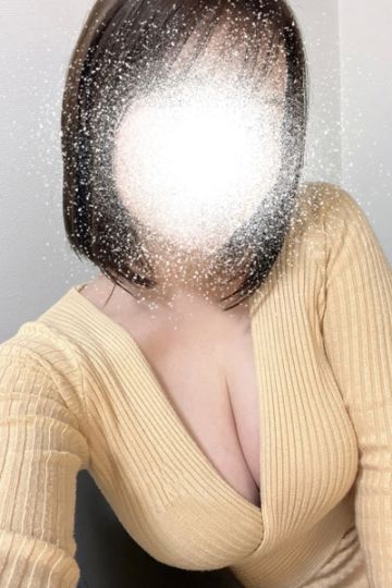 中谷 あゆ