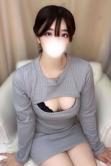 秋山ゆう