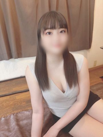 高倉まゆ