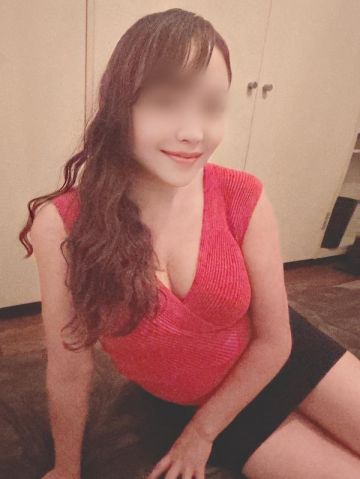 磯山マヤ