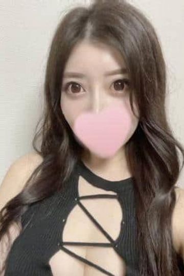 瀬名ひかる