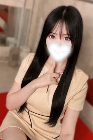 白咲　ゆりか