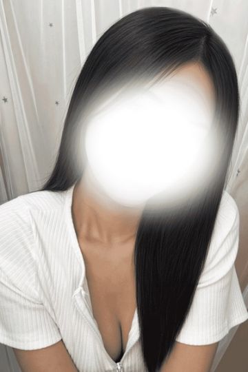 桐谷れいら