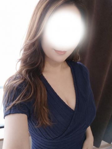 安達りん