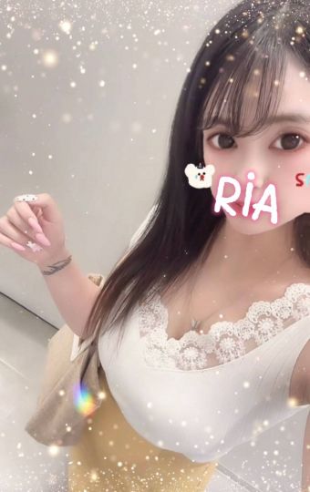 新人りあ