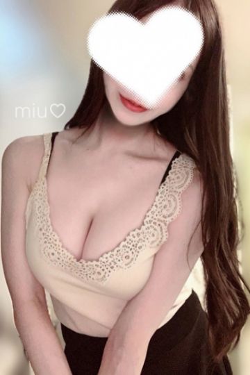 白咲みう