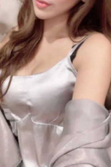 美波みな