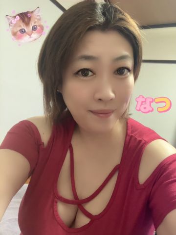 東條なつ