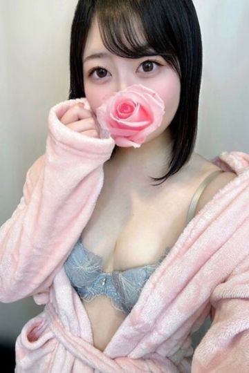 りえな