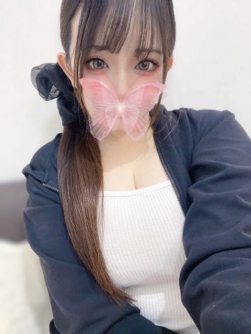 愛川 りこ