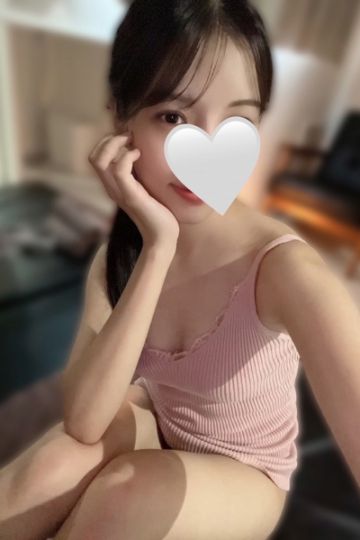 桜井れな