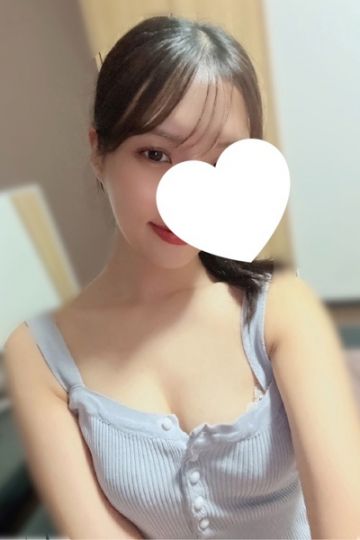 桜井れな