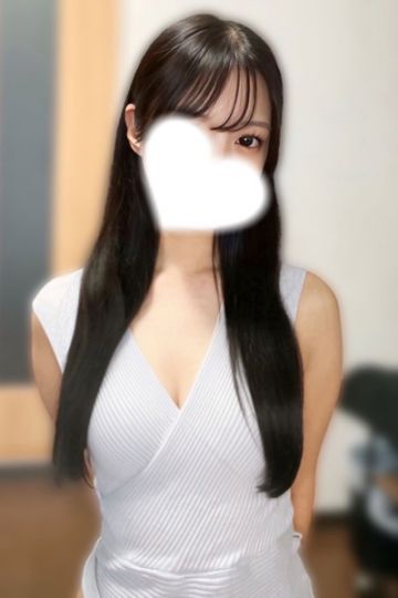 桜井れな