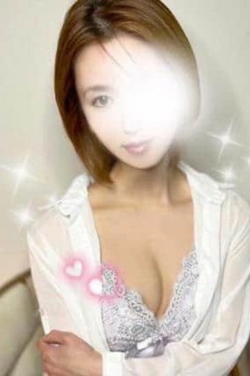 早川なぎさ