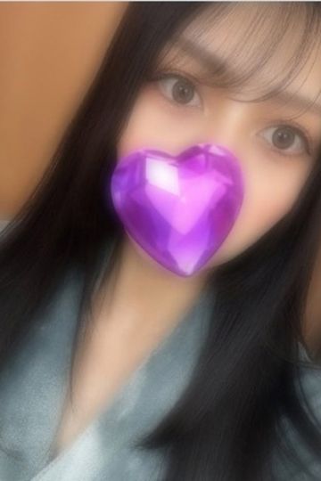 中村えれな