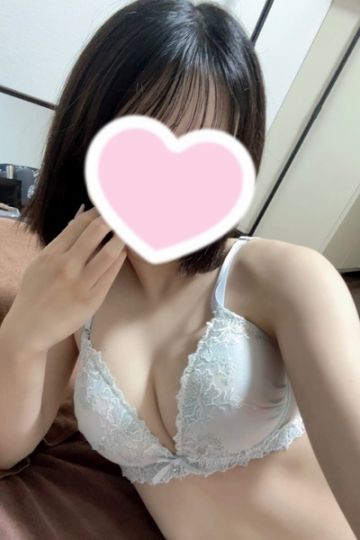 白川ゆあ