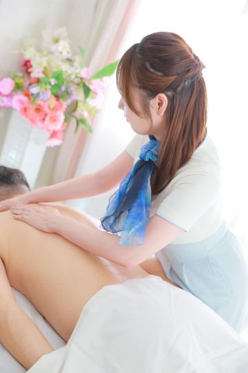 設楽あやの