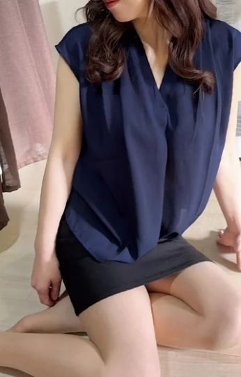 澤村まな