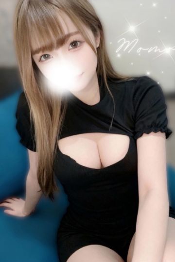 咲摩もも