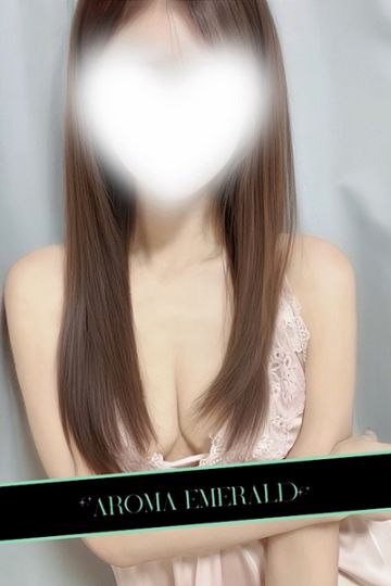 黒咲れお