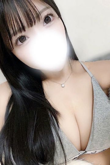 平良ひかる