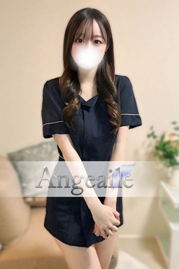小鳥遊ひな