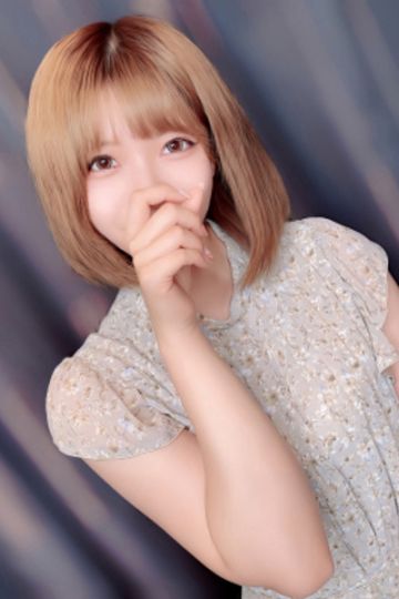 みいな