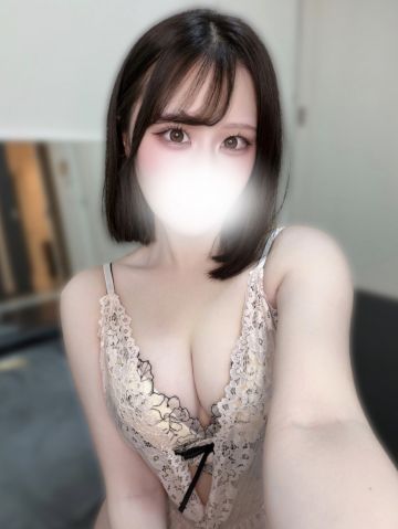 椿みな