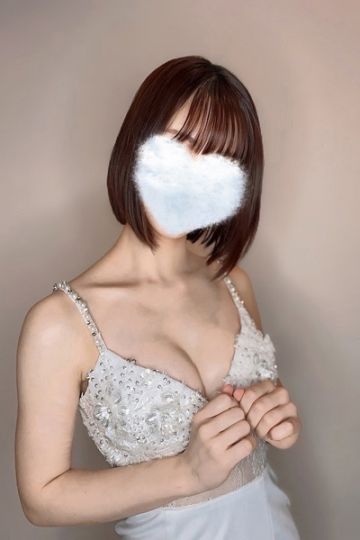 榊るりな