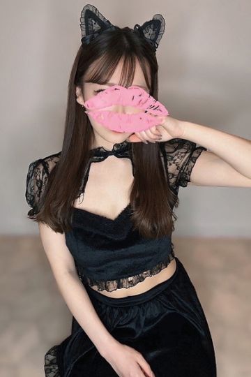 夏目リサ