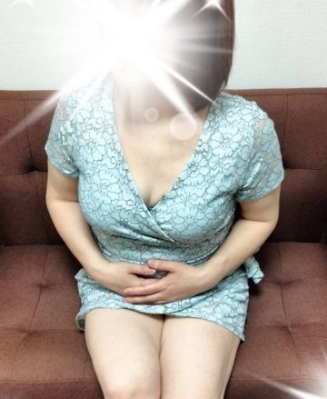 安達 るい