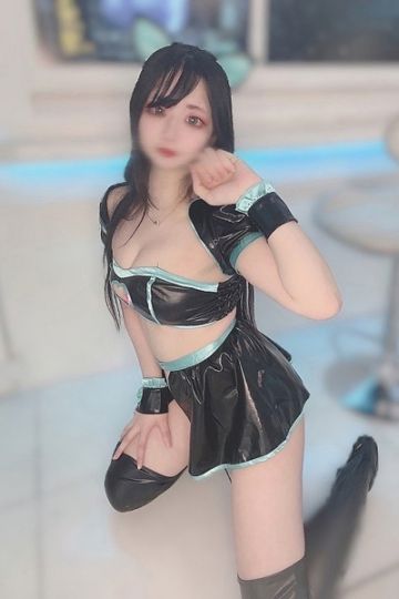 月城しずく